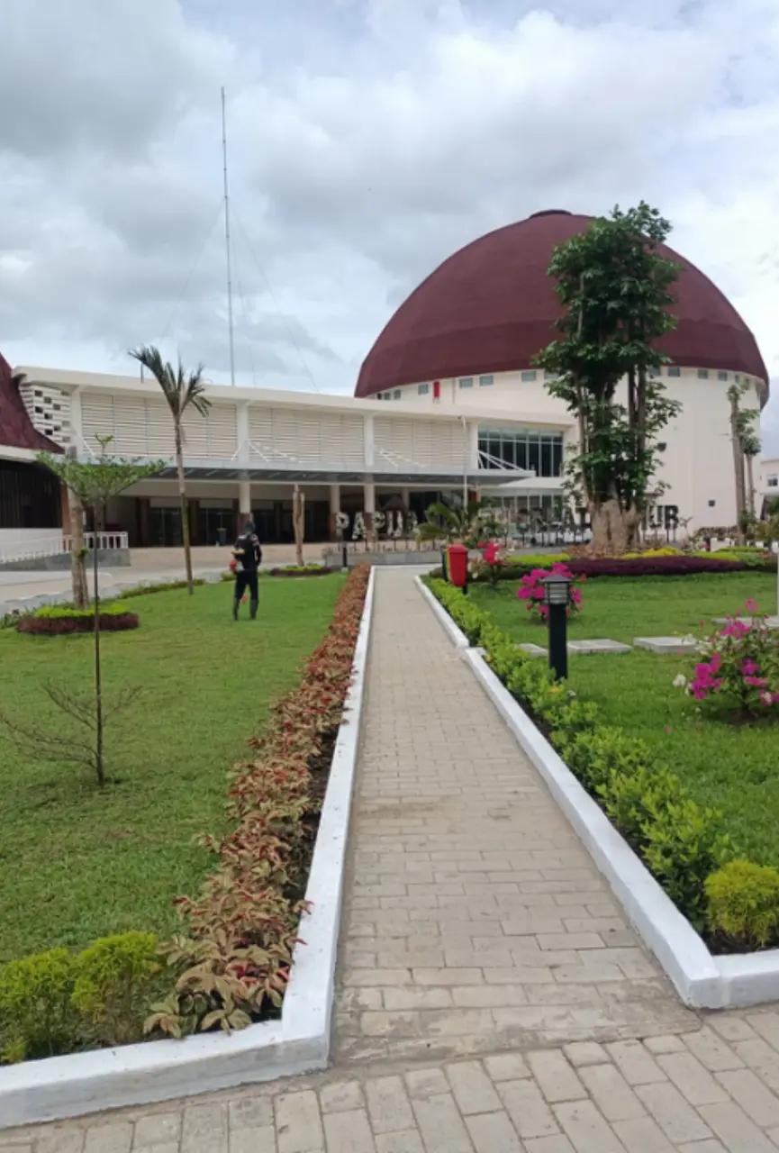 Gambar Konstruksi - Papua Youth Creative Hub 2